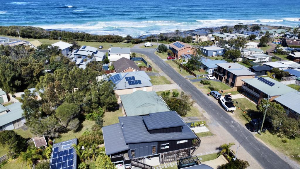 9 Beachway Ave, Berrara, NSW 2540