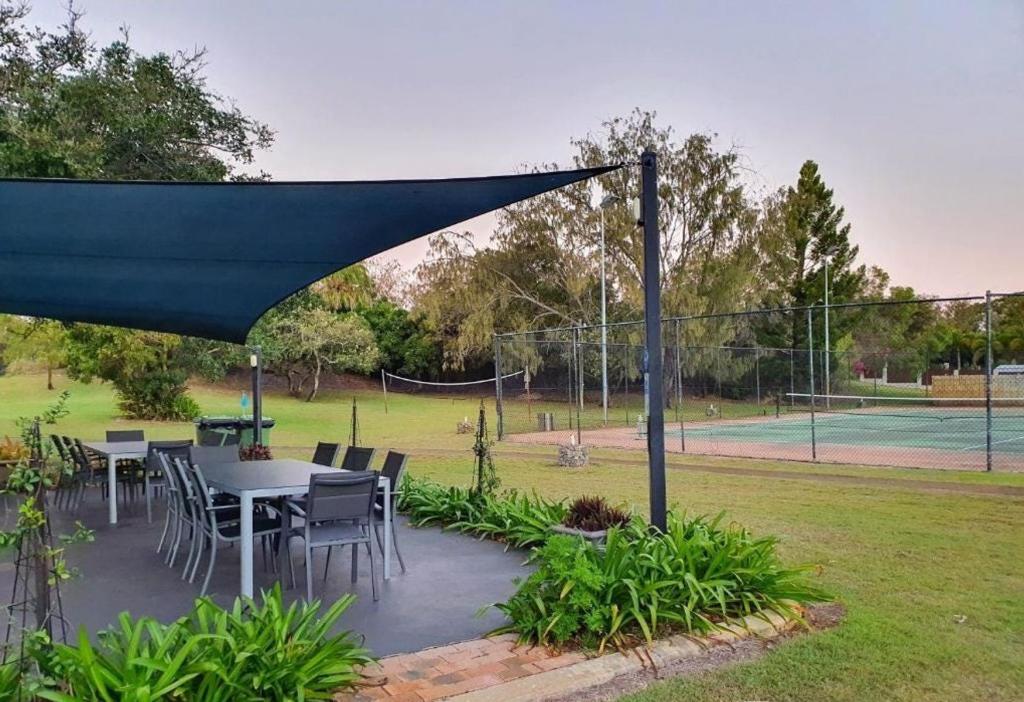 2/9 PACIFIC DR, BLACKS BEACH, QLD 4740