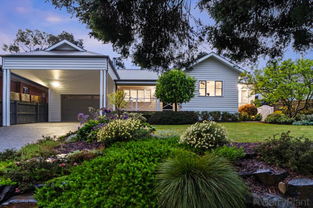 9 Scenic Ave, Ringwood East, VIC 3135