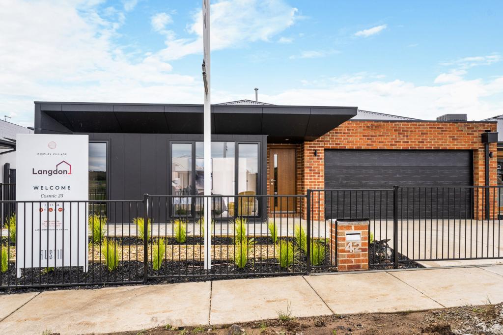 42 Gascoyne Cct, Lara, VIC 3212