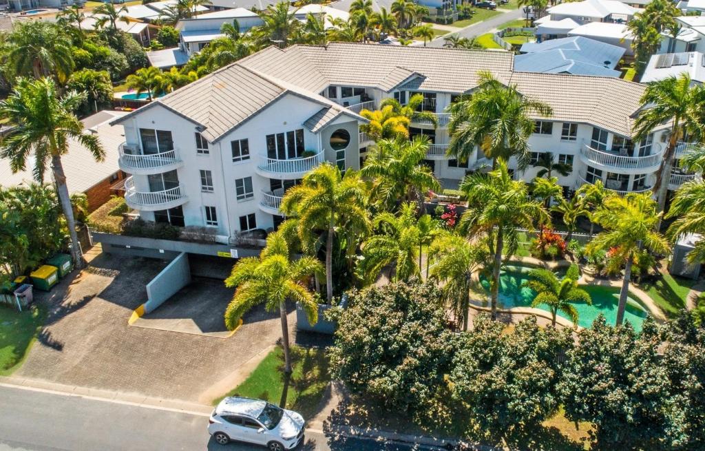 3/4 Prudhoe St, East Mackay, QLD 4740