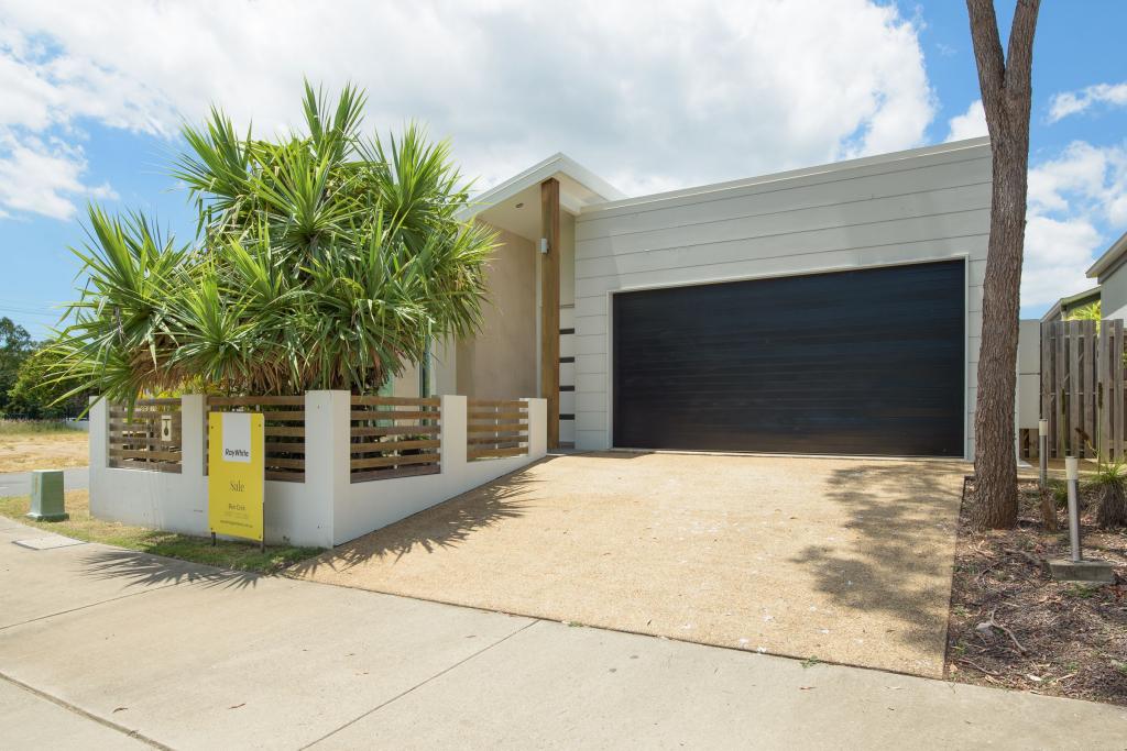 3 Sundowner Rd, Clinton, QLD 4680