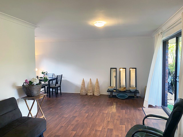 6 Otaki Rd, Yeronga, QLD 4104