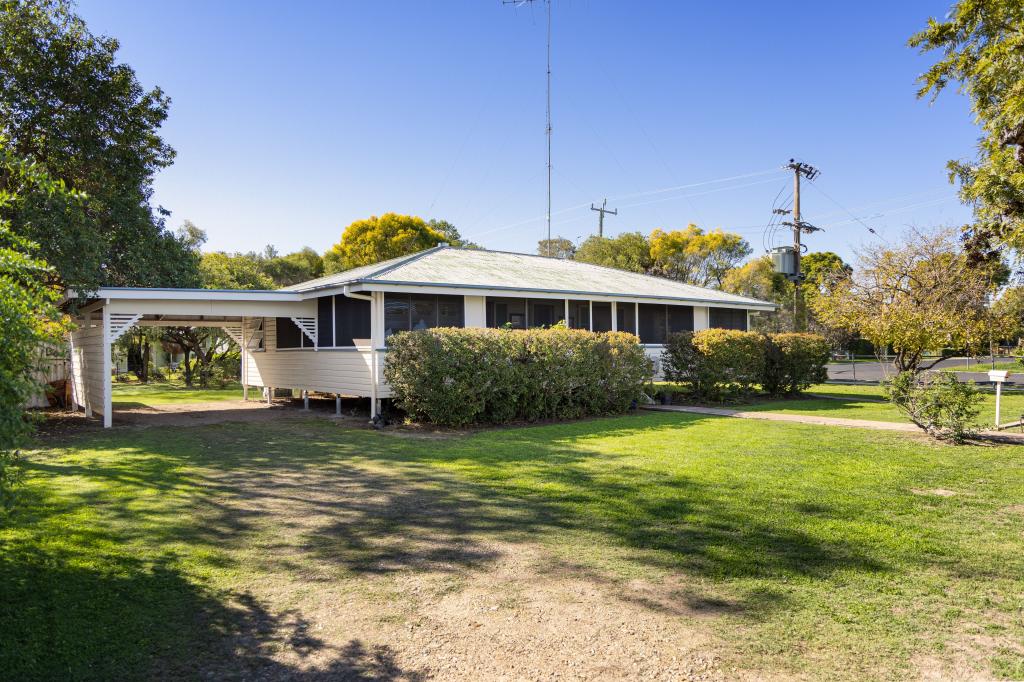 9 Hunter St, Goondiwindi, QLD 4390