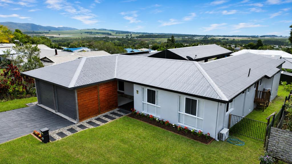 24 Crouch Ave, Atherton, QLD 4883