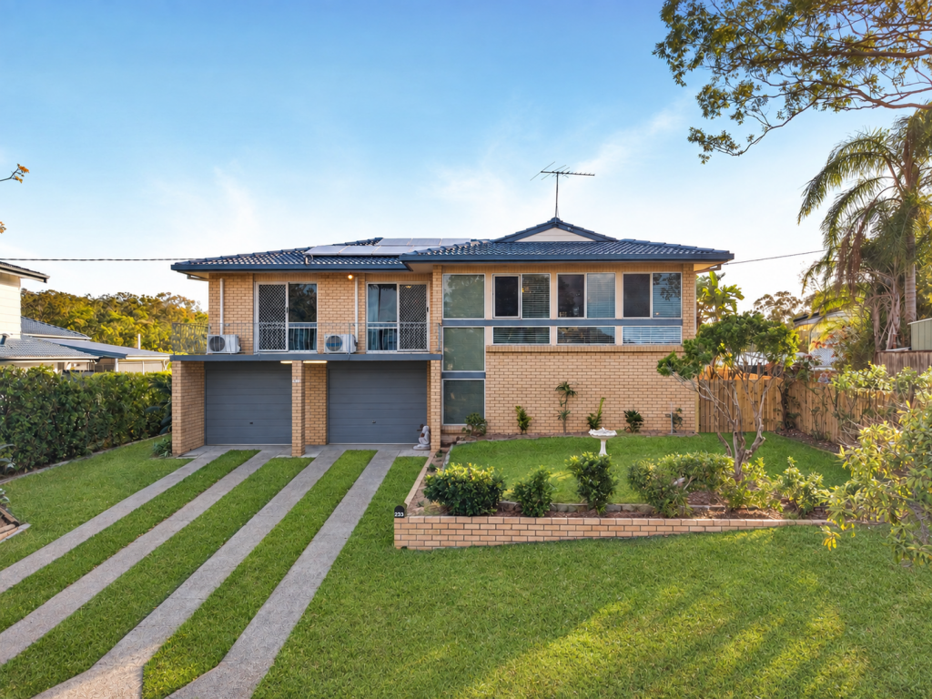 233 Bapaume Rd, Holland Park West, QLD 4121