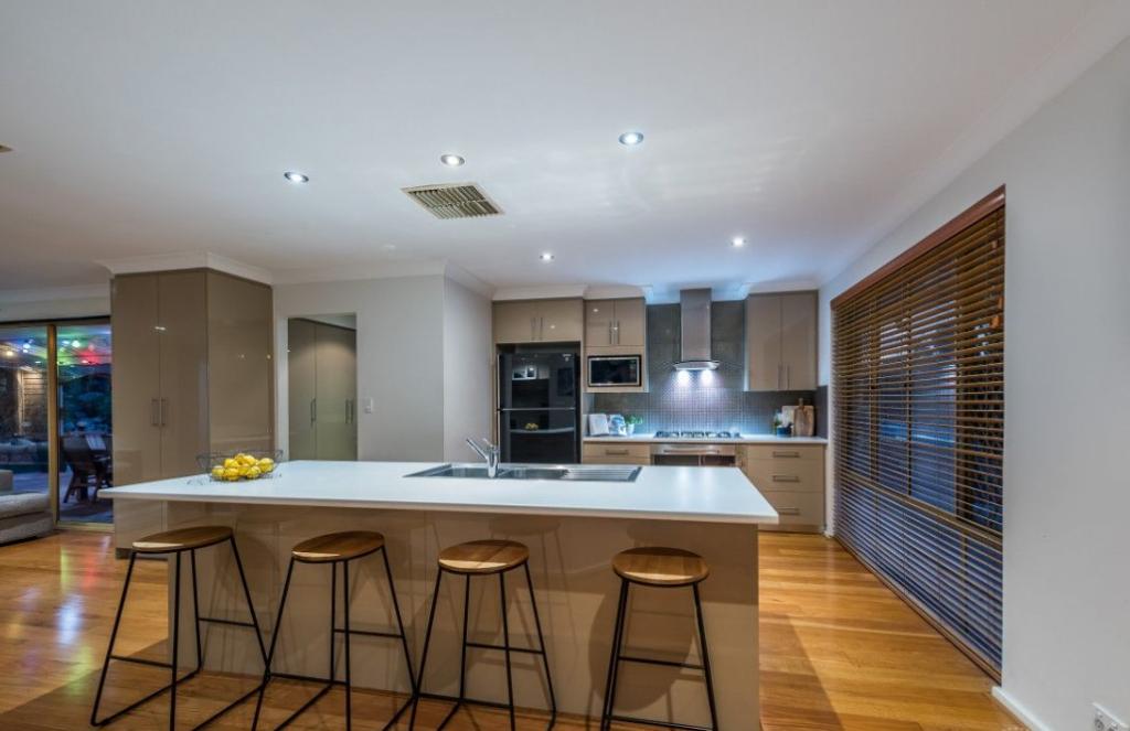 26 Lateral Loop, Beldon, WA 6027