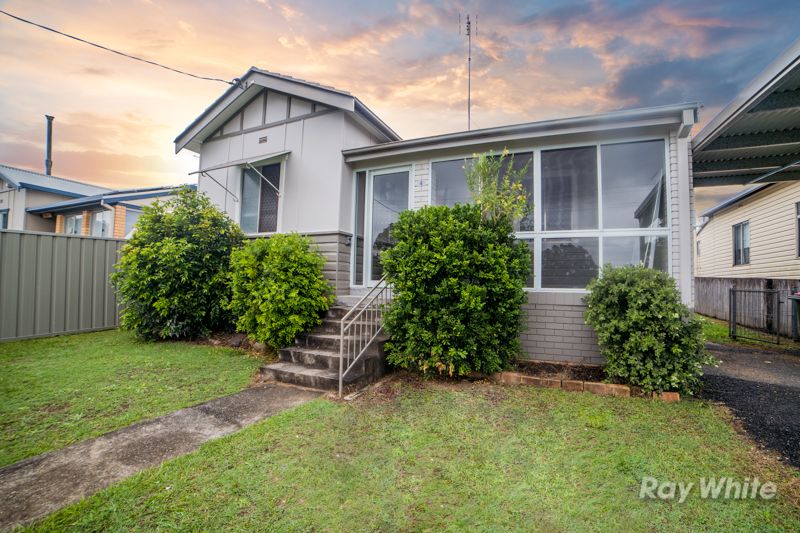 4 MUSTON ST, SOUTH GRAFTON, NSW 2460