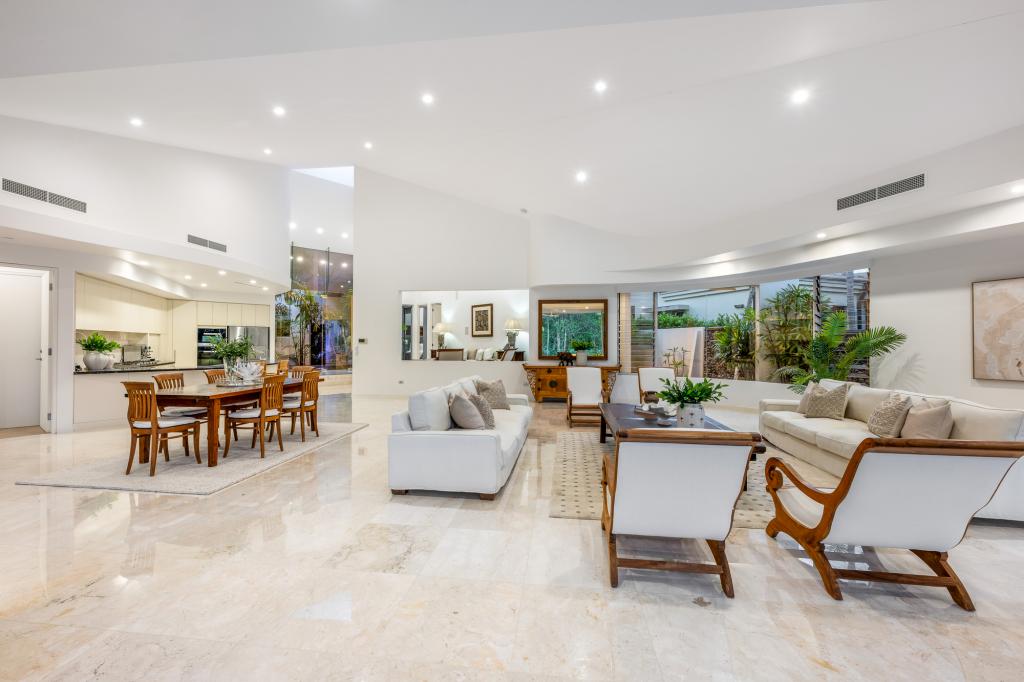 713/ 61 Noosa Springs Dr, Noosa Heads, QLD 4567