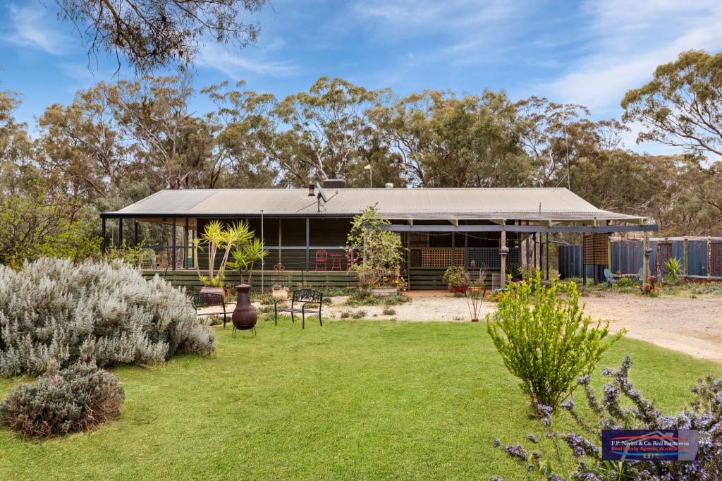 28 Macovoy Lane, Waanyarra, VIC 3551