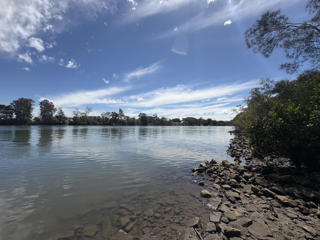 887 Manning Point Rd, Mitchells Island, NSW 2430