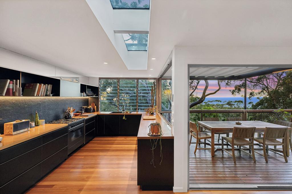 8 GRANDVIEW CRES, KILLCARE, NSW 2257