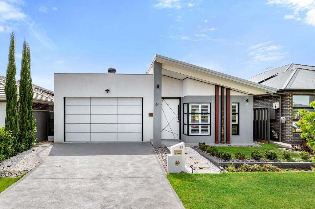 61 Hamer St, Catherine Field, NSW 2557