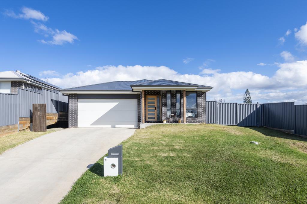 11 Dobell Ct, Junction Hill, NSW 2460