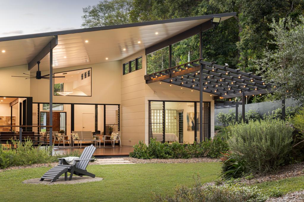 155 Winston Rd, Palmwoods, QLD 4555