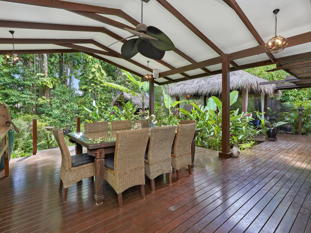 6 Onyx St, Clifton Beach, QLD 4879