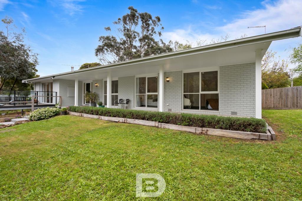 38 Ashbourne Rd, Woodend, VIC 3442