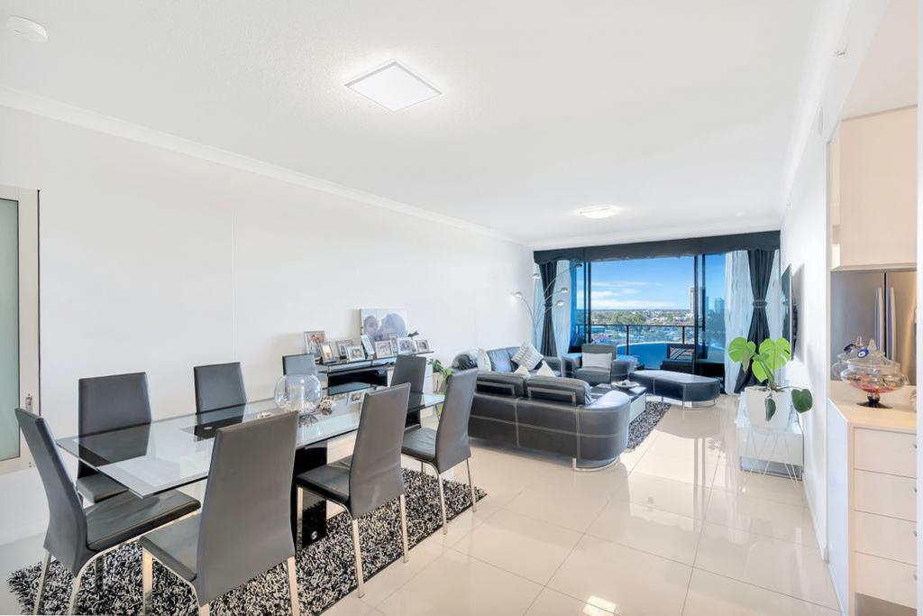 2803/5 Harbour Side Ct, Biggera Waters, QLD 4216