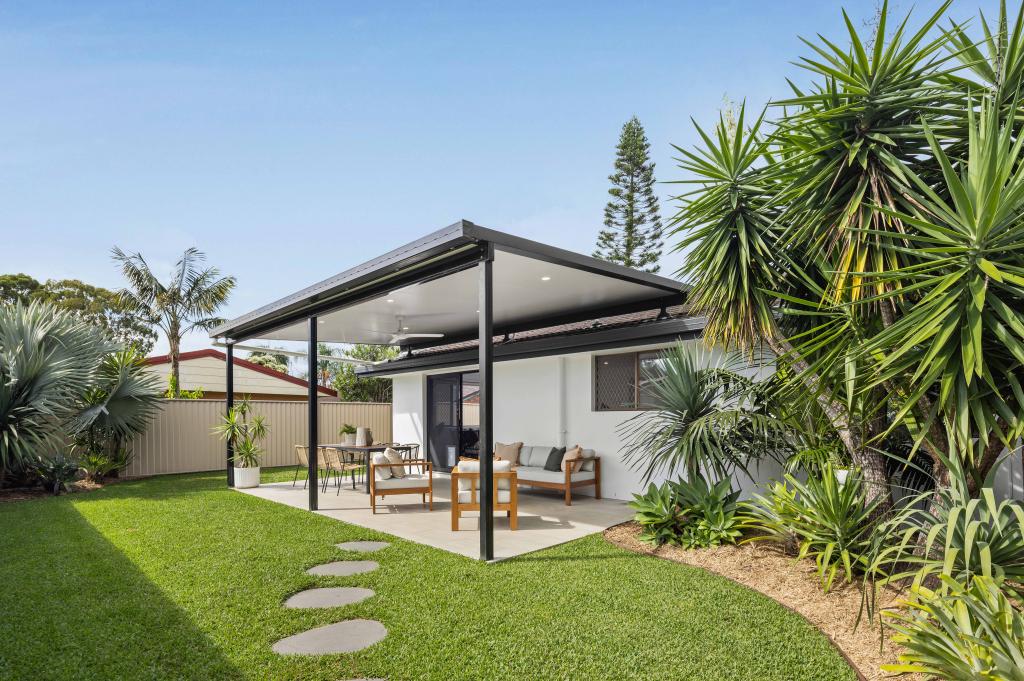 2/12 Snipe St, Miami, QLD 4220