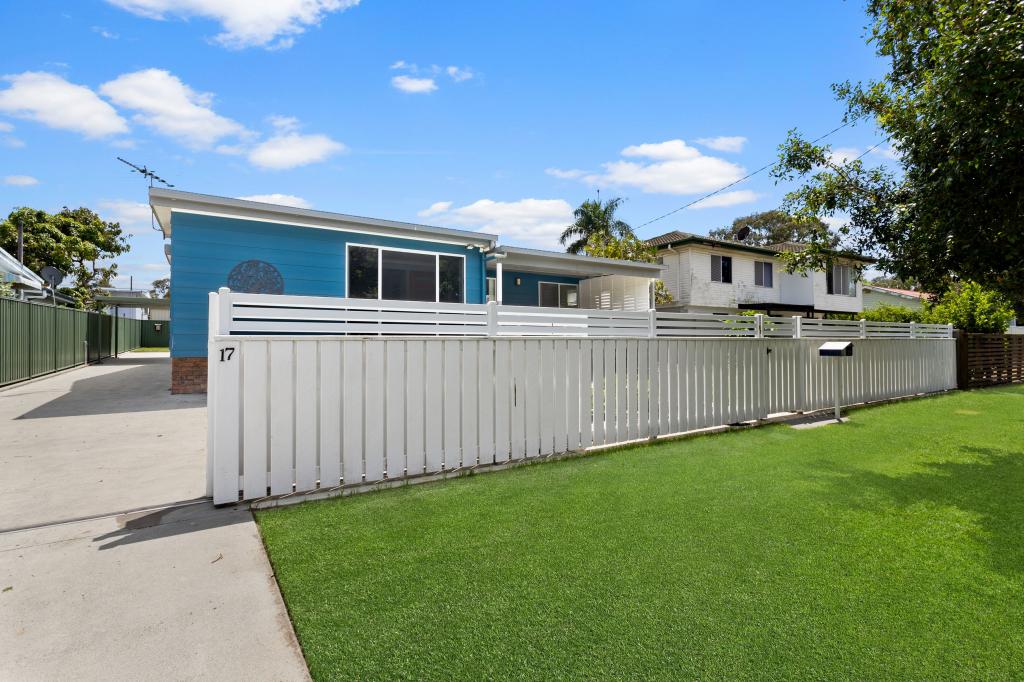 17 Lawnhill Ave, Deception Bay, QLD 4508