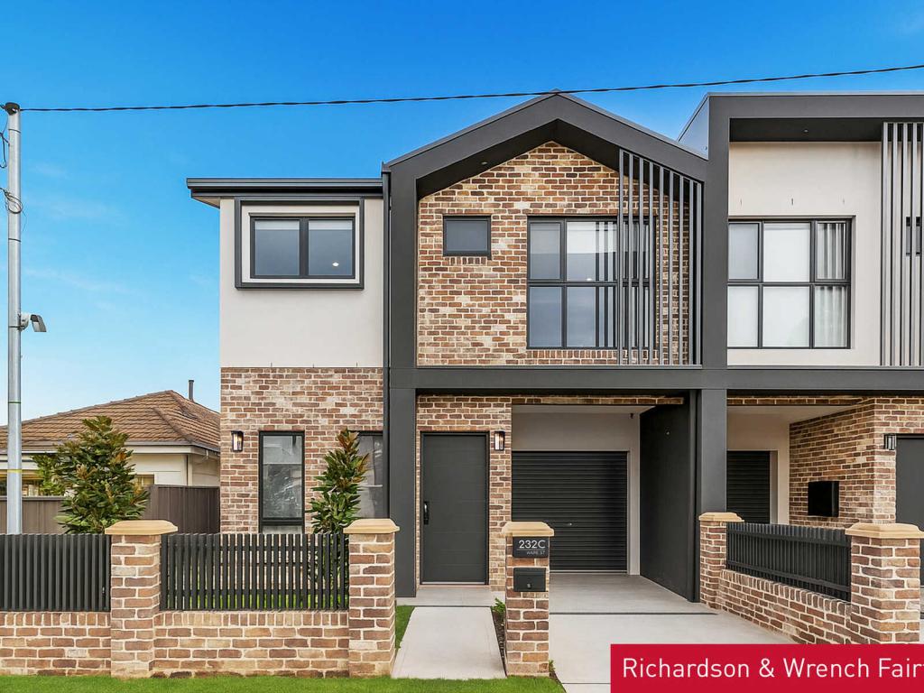 232C WARE ST, FAIRFIELD HEIGHTS, NSW 2165