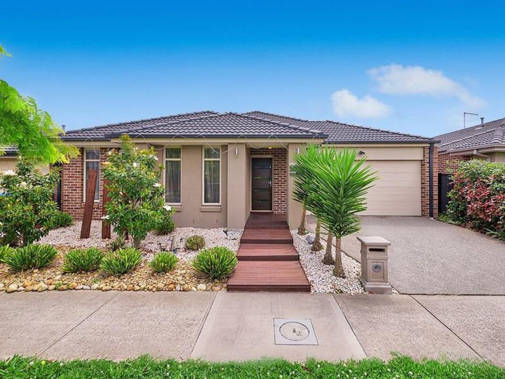 6 FLEMINGTON WAY, CLYDE NORTH, VIC 3978