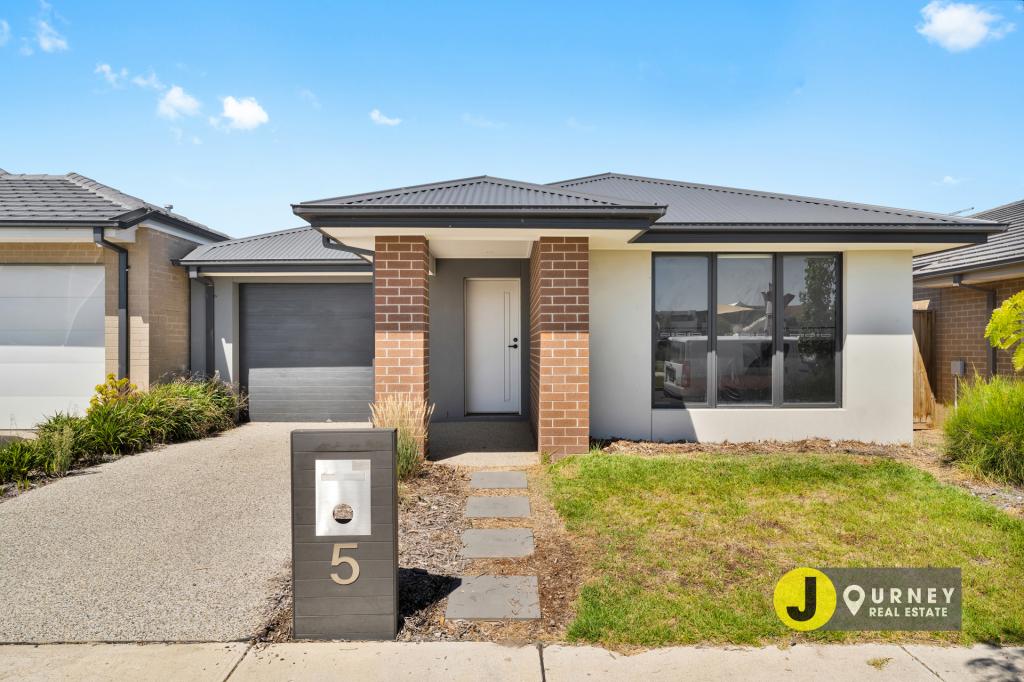 5 GOLDEN GATE DR, CLYDE NORTH, VIC 3978