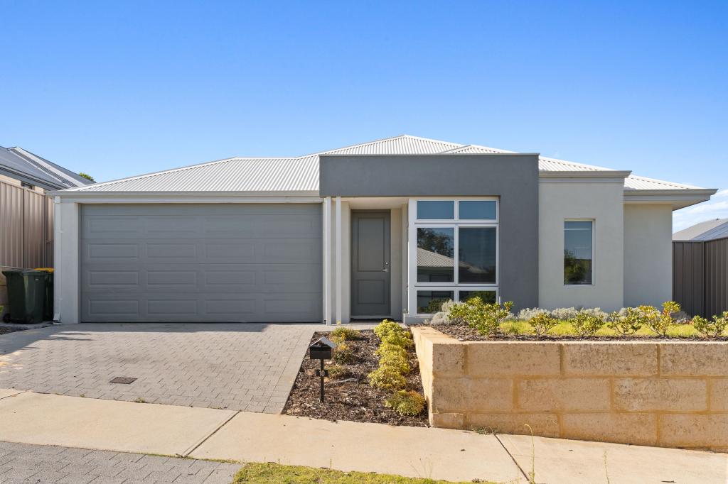 10 HINCKLEY ST, PARMELIA, WA 6167