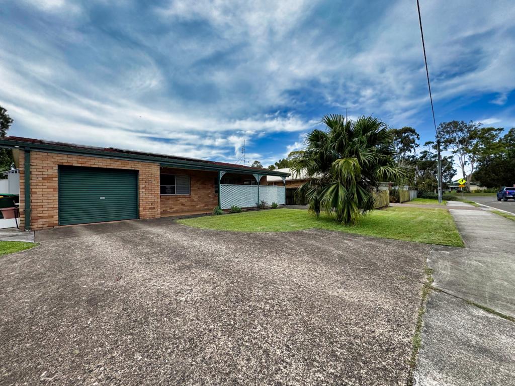 19 Lerner St, Pacific Paradise, QLD 4564