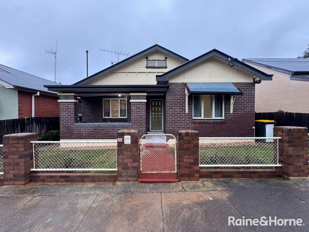 10 Arnheim St, Goulburn, NSW 2580