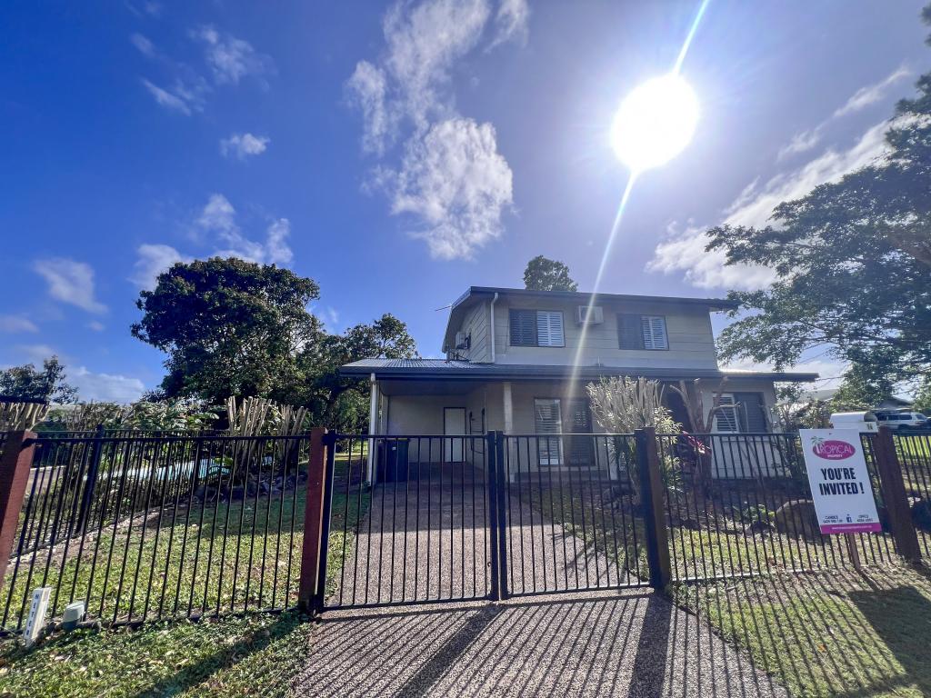 16 Grevillea St, Tully Heads, QLD 4854