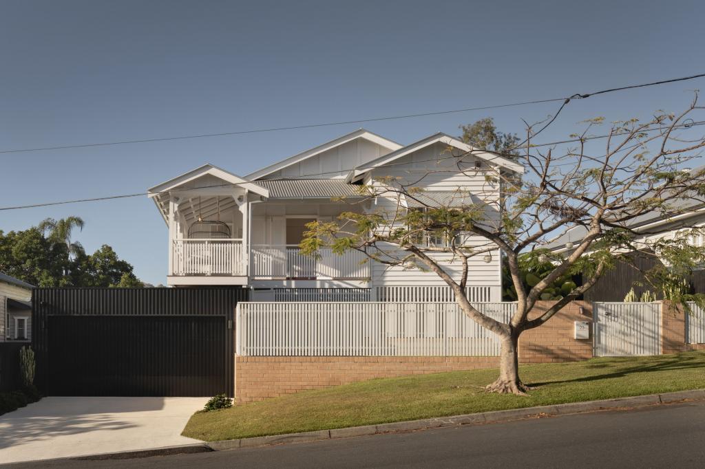 23 Crescent Rd, Kelvin Grove, QLD 4059