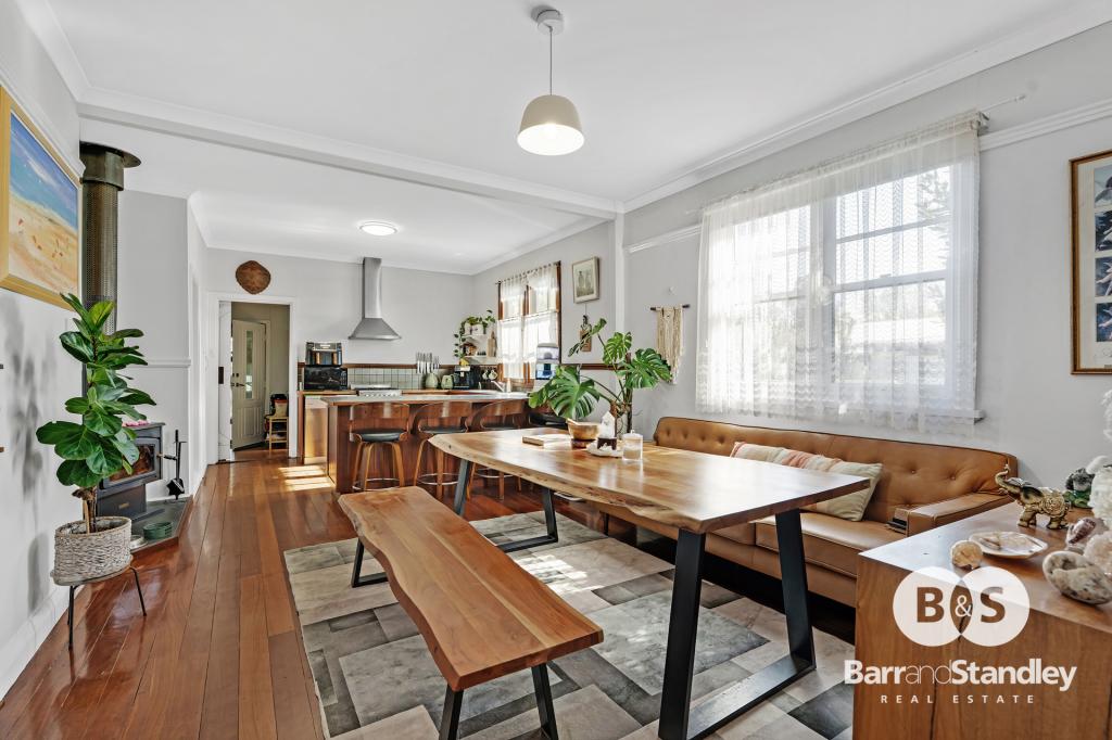 6 Money St, Burekup, WA 6227