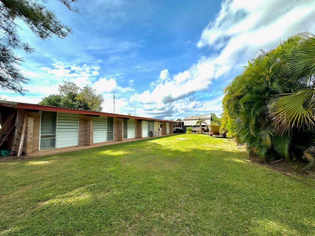 1 DAMSON CT, ROCKY POINT, QLD 4874