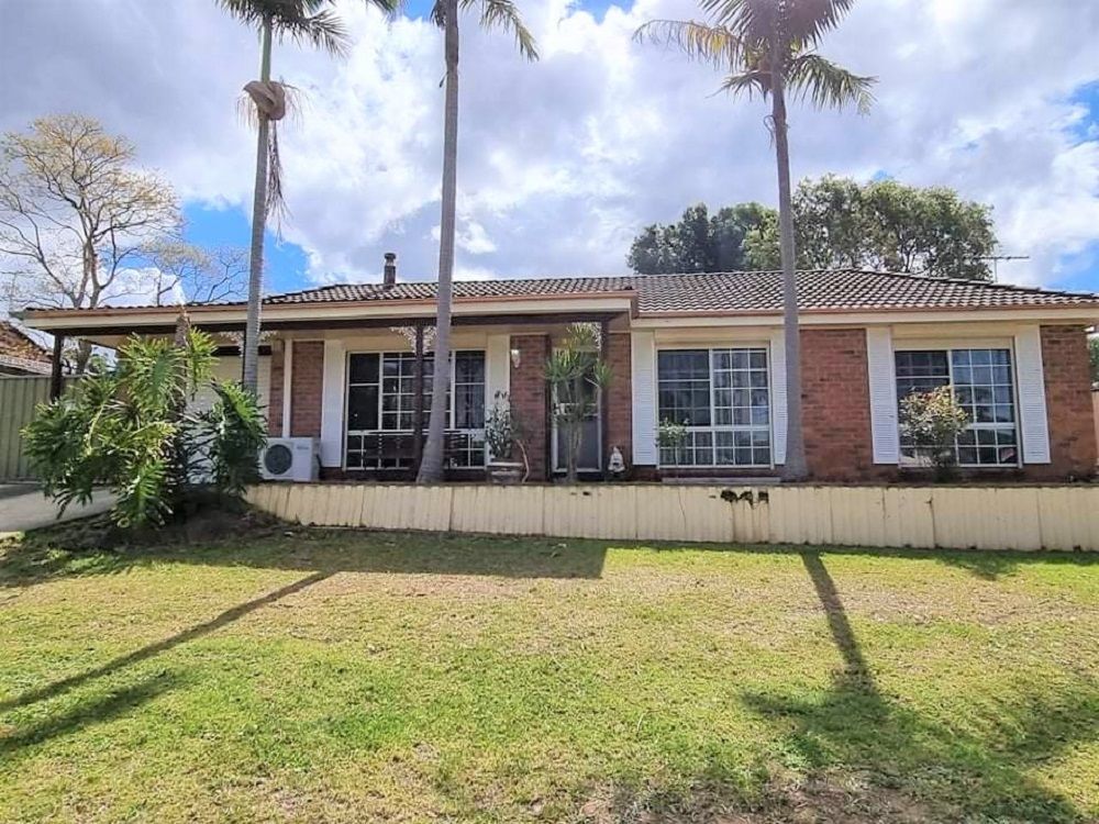 39 Canidius St, Rosemeadow, NSW 2560