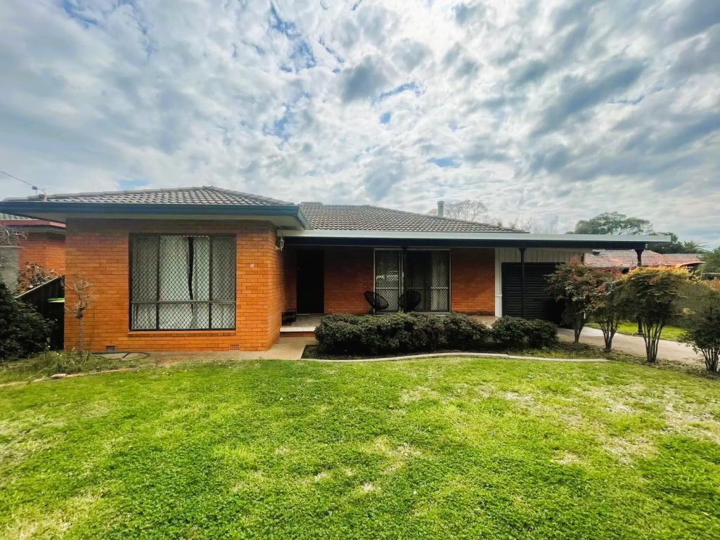 32 Banksia Cres, Dubbo, NSW 2830