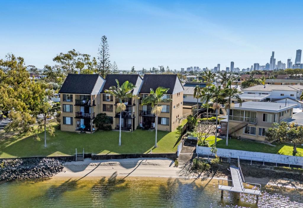 4/18-20 Sunshine Bvd, Broadbeach Waters, QLD 4218