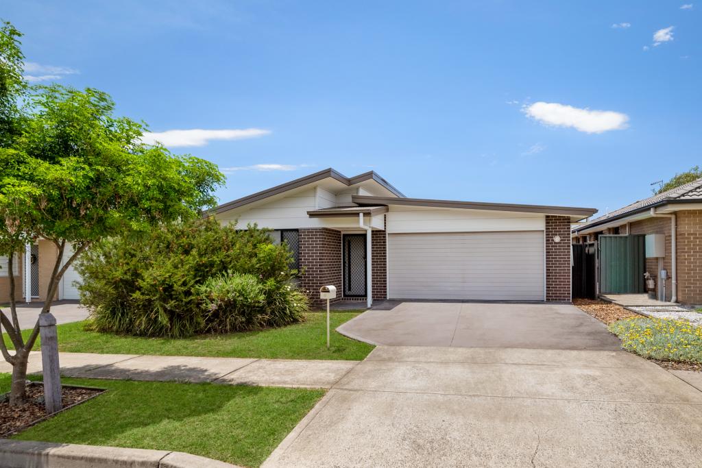 6 Binyang Ave, Glenmore Park, NSW 2745