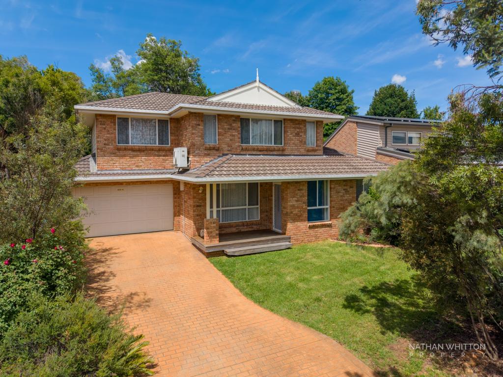 8 Donegal Tce, Armidale, NSW 2350