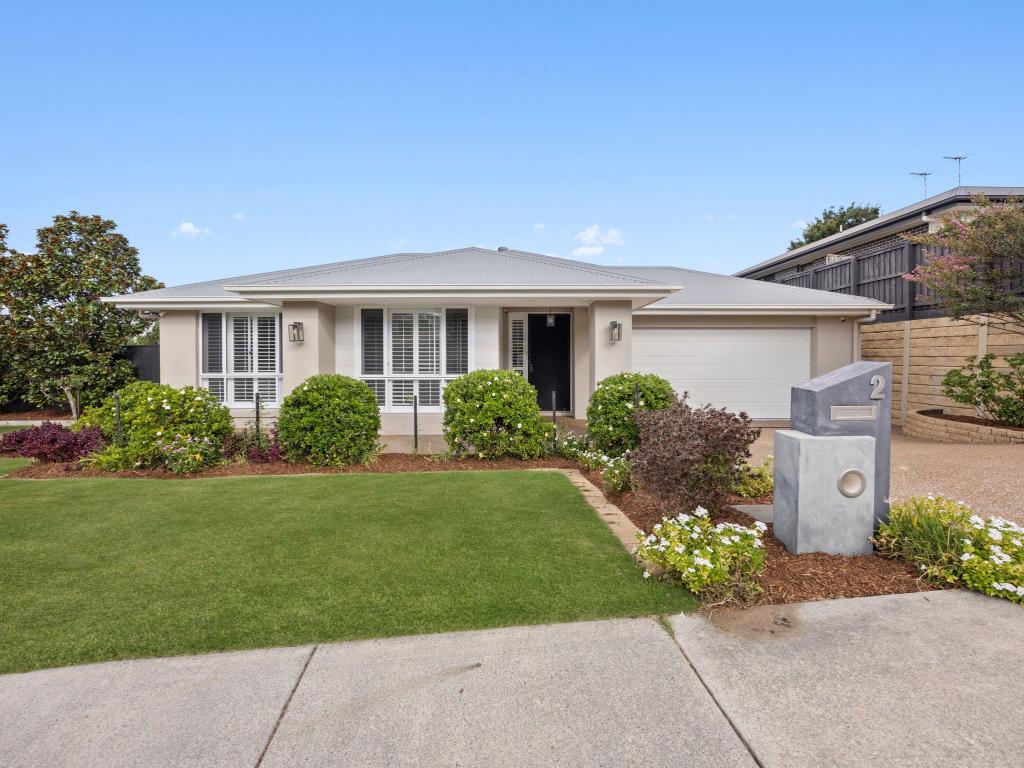 2 Oxenham Cct, Augustine Heights, QLD 4300
