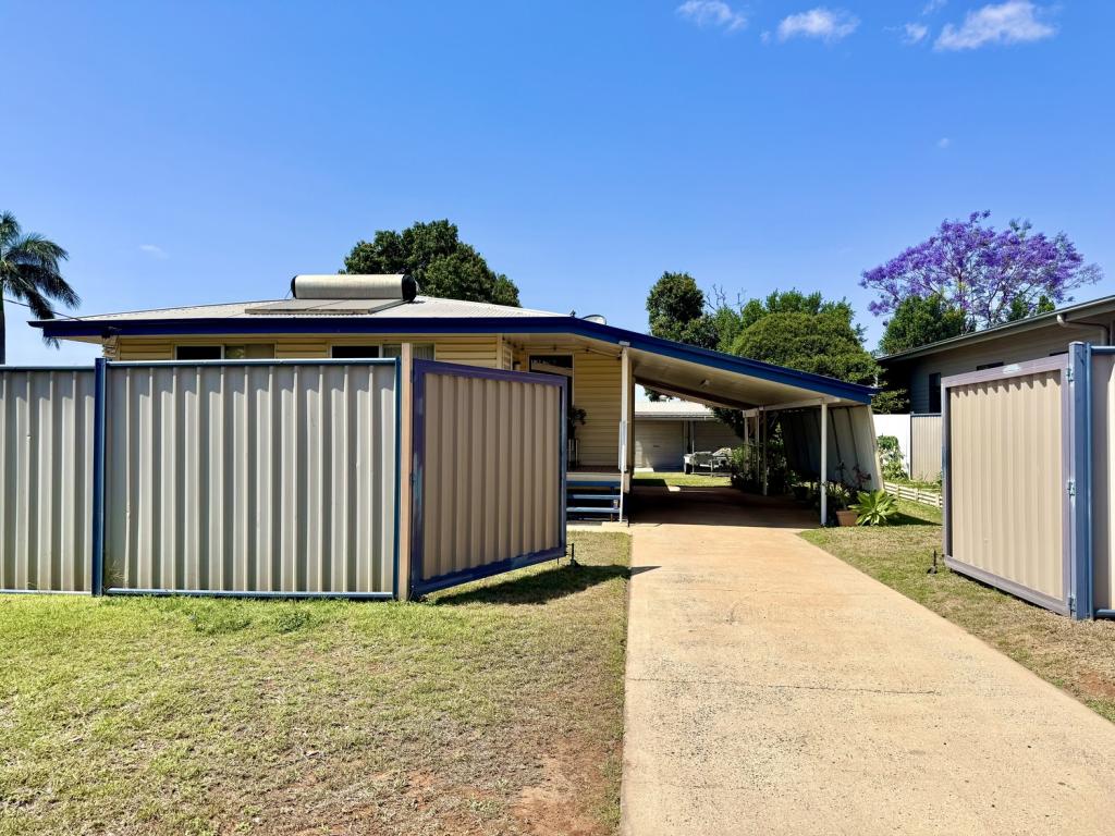 39 Archer Dr, Moranbah, QLD 4744