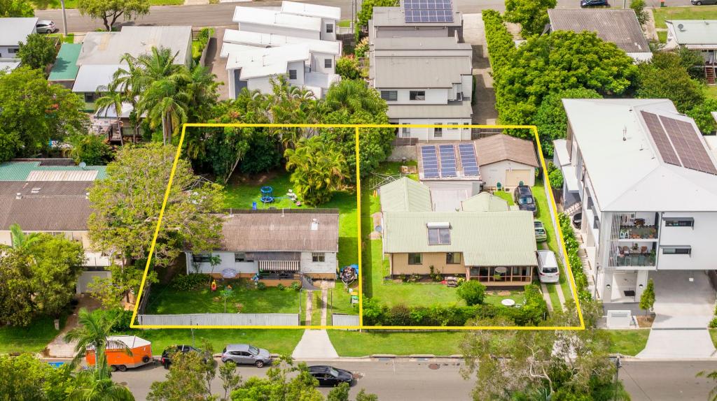 106-108 Eugaree St, Southport, QLD 4215