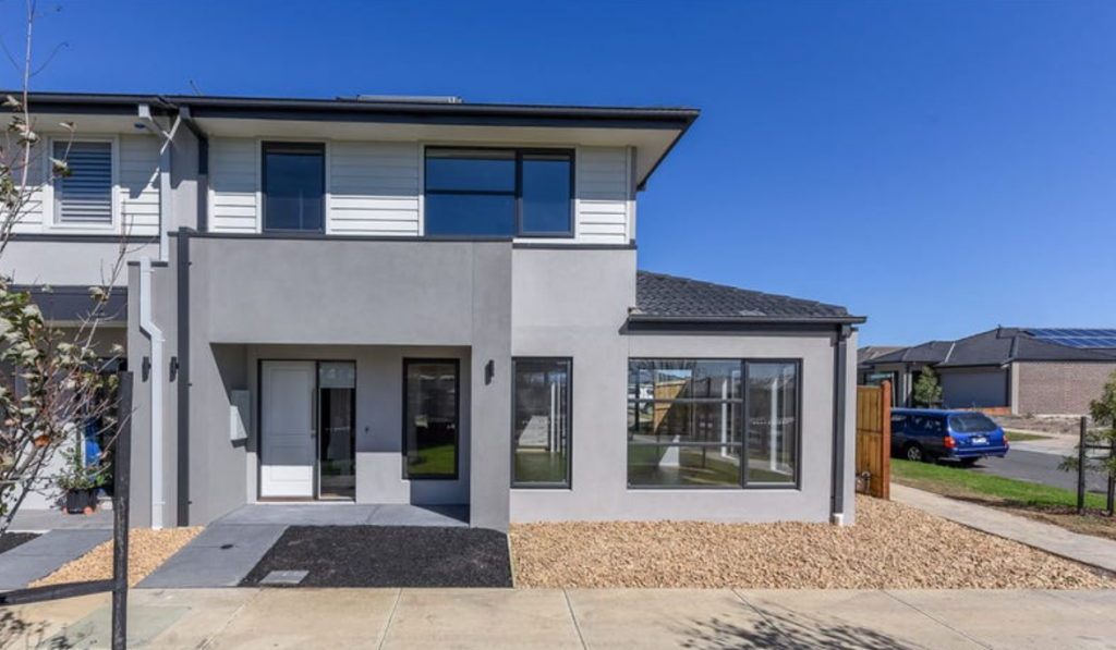 1 Sunnycroft Lane, Clyde, VIC 3978