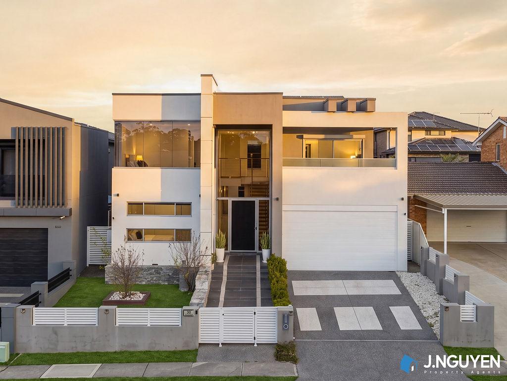 30 Greenfield Rd, Greenfield Park, NSW 2176