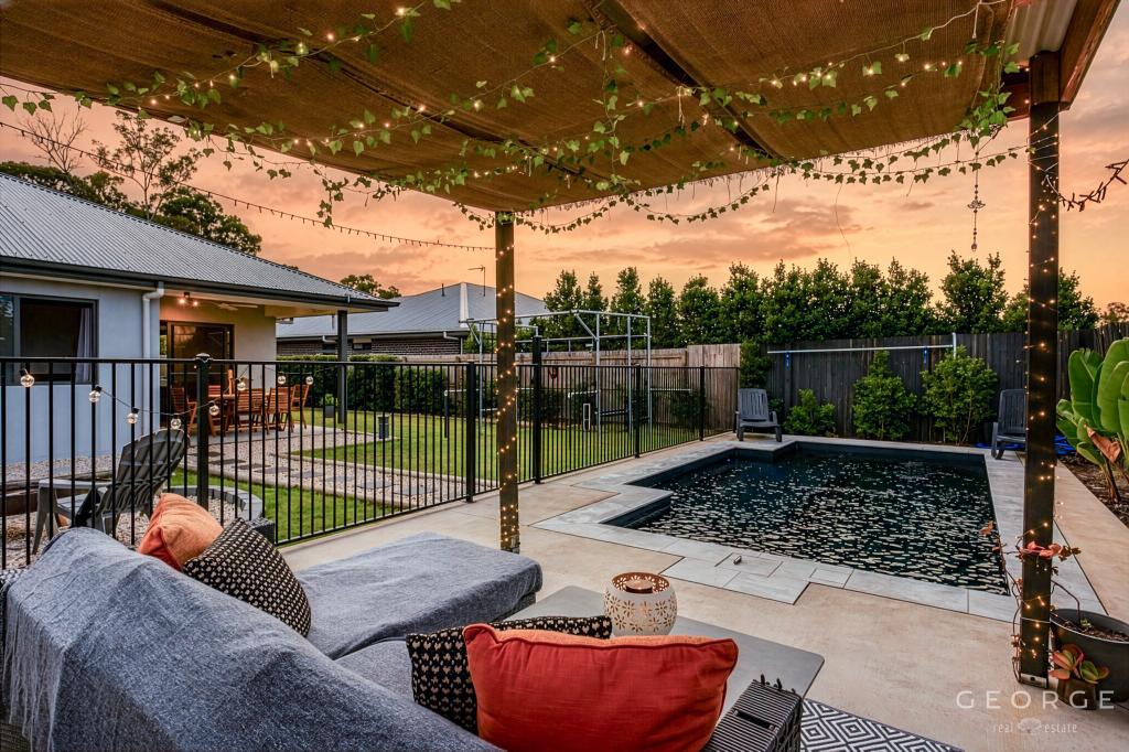 12 Revelation Rd, Southside, QLD 4570