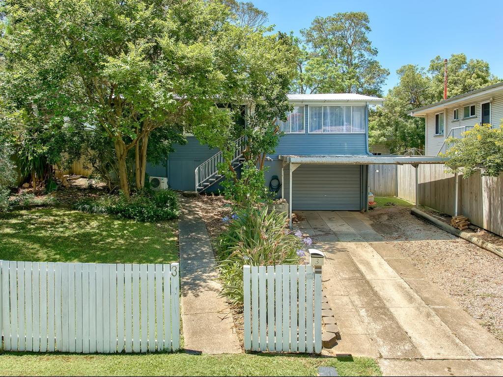 3 Giles St, Stafford Heights, QLD 4053