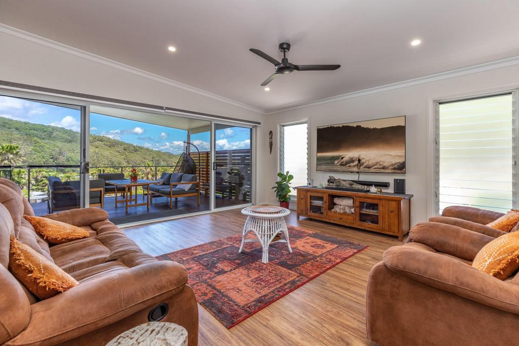 11 Reef Cct, Blueys Beach, NSW 2428