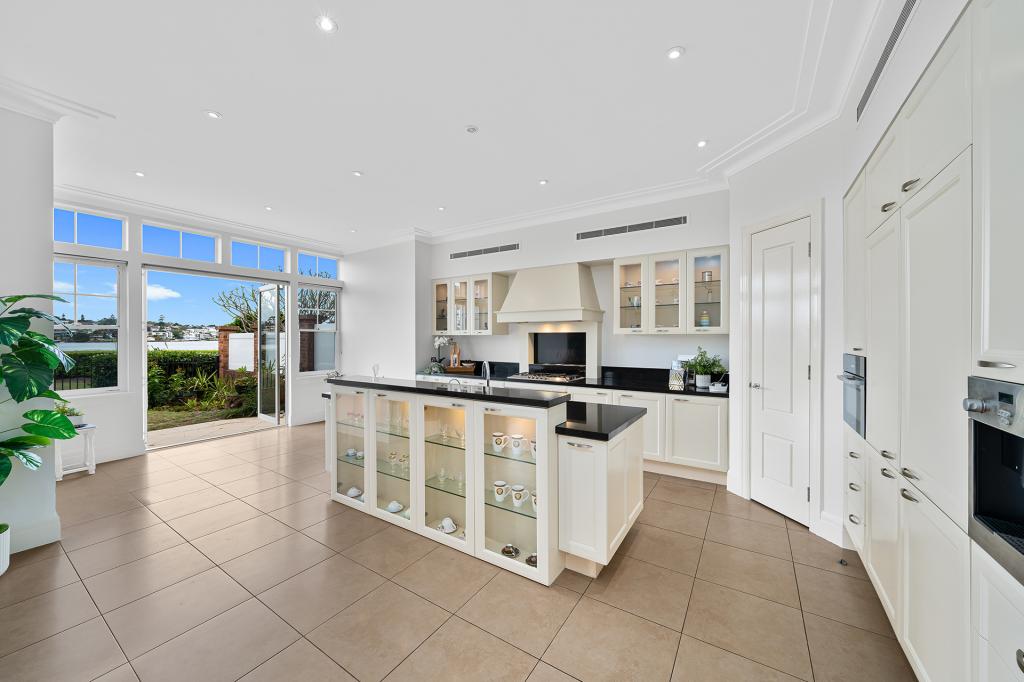 87 Peninsula Dr, Breakfast Point, NSW 2137