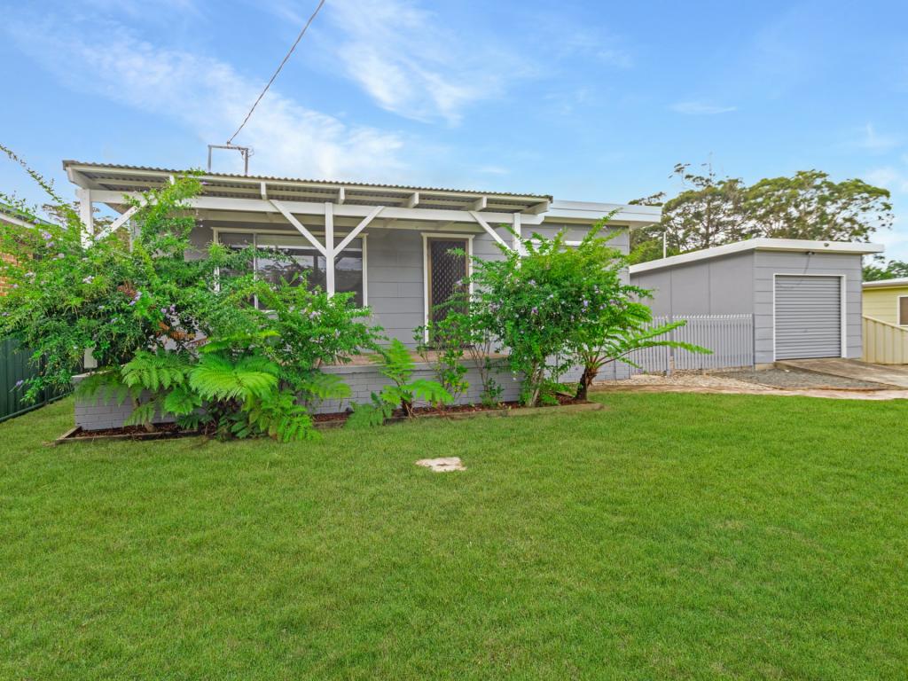 33 Lakehaven Dr, Sussex Inlet, NSW 2540