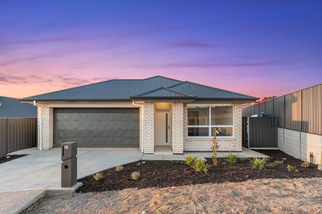 33 Whitford Rd, Craigmore, SA 5114